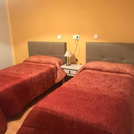 Hostal Restaurante Milenium * Torremegía